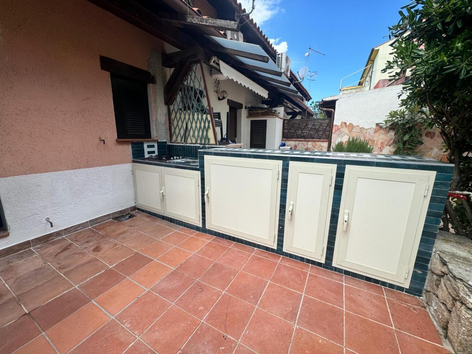 Appartamento I Geranei Centro San Teodoro  Ngoại thất bức ảnh