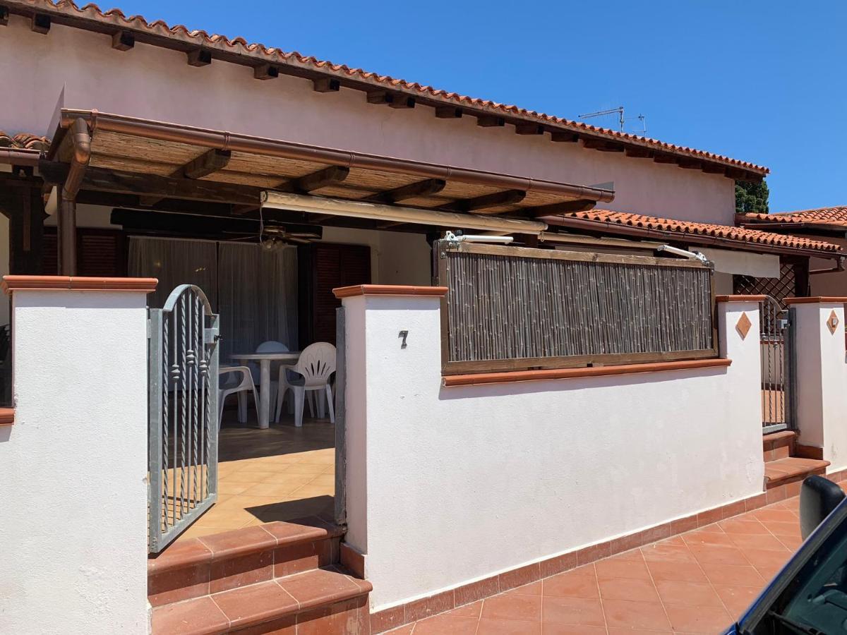 Appartamento I Geranei Centro San Teodoro  Ngoại thất bức ảnh